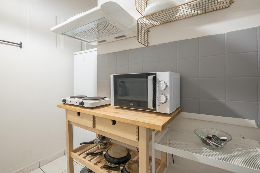 Pame Rentals - 2Bd Home, 4 Min To Acropolis Атина Екстериор снимка