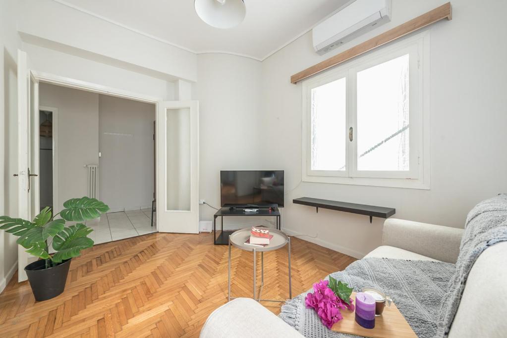 Pame Rentals - 2Bd Home, 4 Min To Acropolis Атина Екстериор снимка